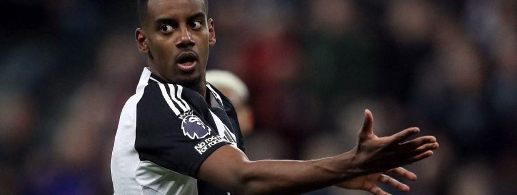 Alexander Isak refuse de quitter Newcastle United en refusant de s'entraîner Alexander Isak refuse de quitter Newcastle United en refusant de s'entraîner