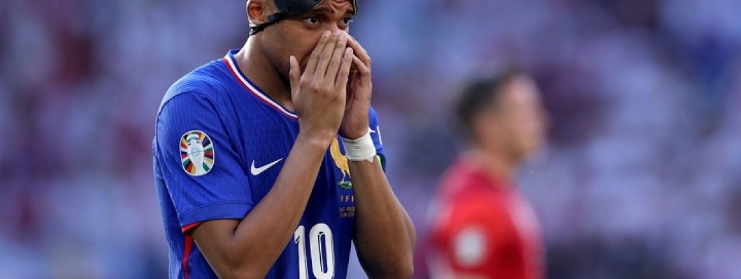 CRISTIANO RONALDO et Kylian Mbappé s'affronteront lors du prochain match CRISTIANO RONALDO et Kylian Mbappé s'affronteront lors du prochain match