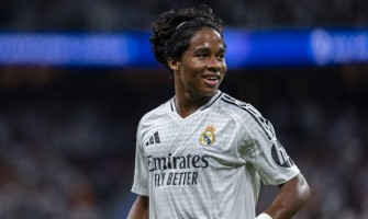 Endrick a annoncé la nouvelle de sa relation avec sa petite amie