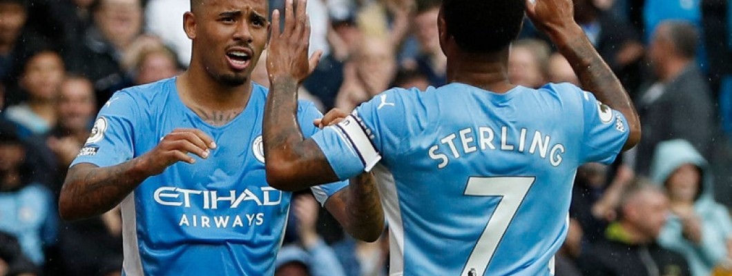 Gabriel Jesus et Raheem Sterling s'associent à nouveau à Arsenal Gabriel Jesus et Raheem Sterling s'associent à nouveau à Arsenal