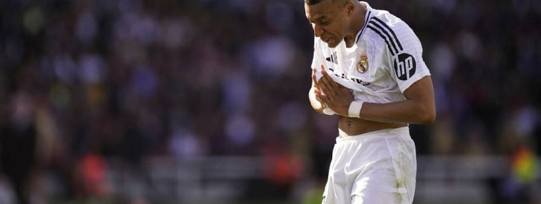 Il est difficile pour un seul joueur de vaincre la force d'une équipe. Il est difficile pour un seul joueur de vaincre la force d'une équipe.