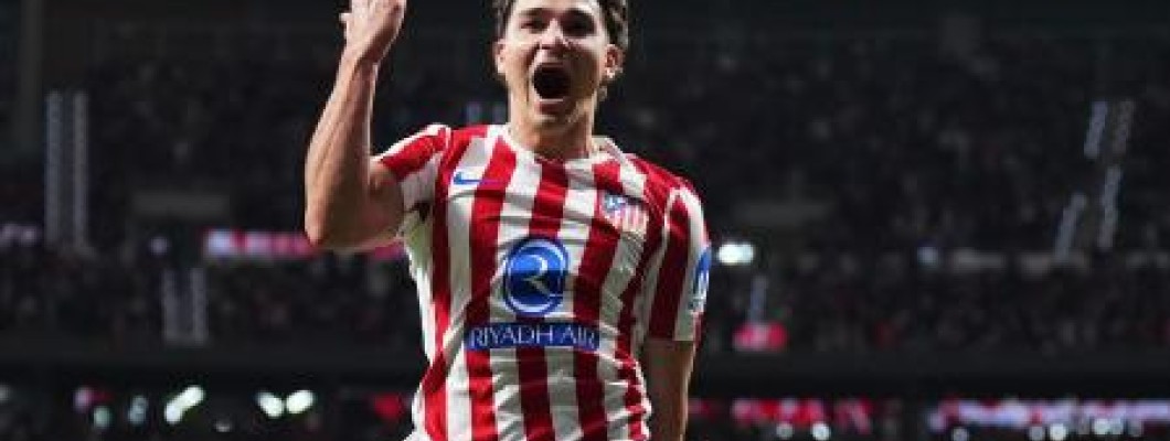 Julián Álvarez marque trois buts en un seul match Julián Álvarez marque trois buts en un seul match