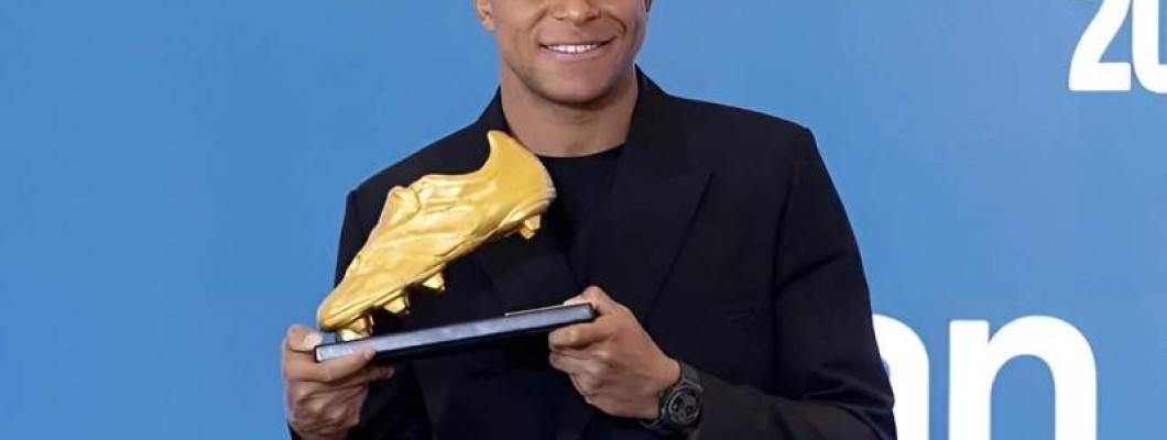 Kylian Mbappé remporte le Soulier d'Or européen 2024-2025 Kylian Mbappé remporte le Soulier d'Or européen 2024-2025