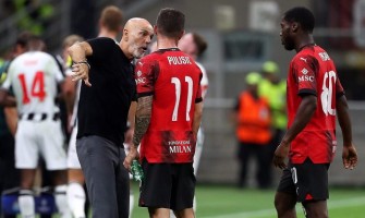 L'entraîneur de l'AC Milan, Stefano Pioli, a également annoncé son départ.