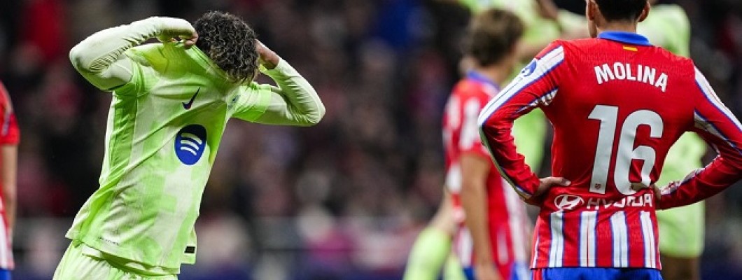 Le FC Barcelone a renversé la situation après avoir été mené de deux buts par l'Atlético de Madrid Le FC Barcelone a renversé la situation après avoir été mené de deux buts par l'Atlético de Madrid