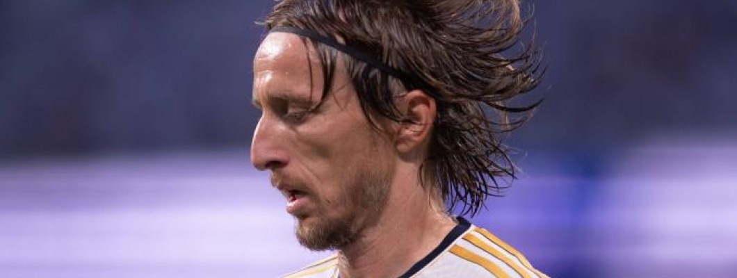 Le Real Madrid doit réfléchir après sa défaite face à l'Atlético Madrid Le Real Madrid doit réfléchir après sa défaite face à l'Atlético Madrid