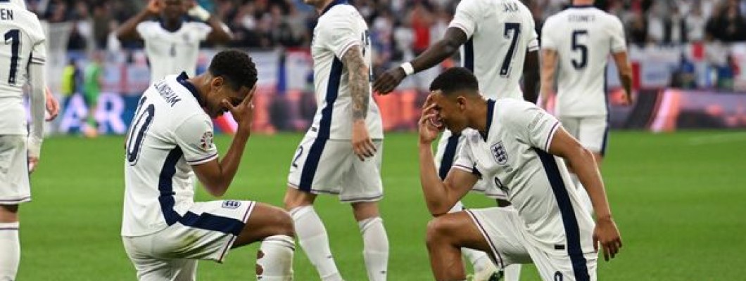 Le premier match de l'Angleterre en Coupe d'Europe n'a pas été bon Le premier match de l'Angleterre en Coupe d'Europe n'a pas été bon