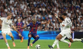 Les deux joueurs ont simultanément porté le maillot n° 10 pour leurs équipes respectives