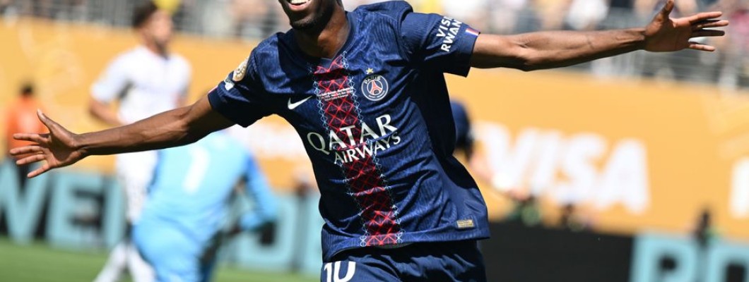 Ousmane Dembélé élu Joueur de l'Année FIFA 2025 Ousmane Dembélé élu Joueur de l'Année FIFA 2025