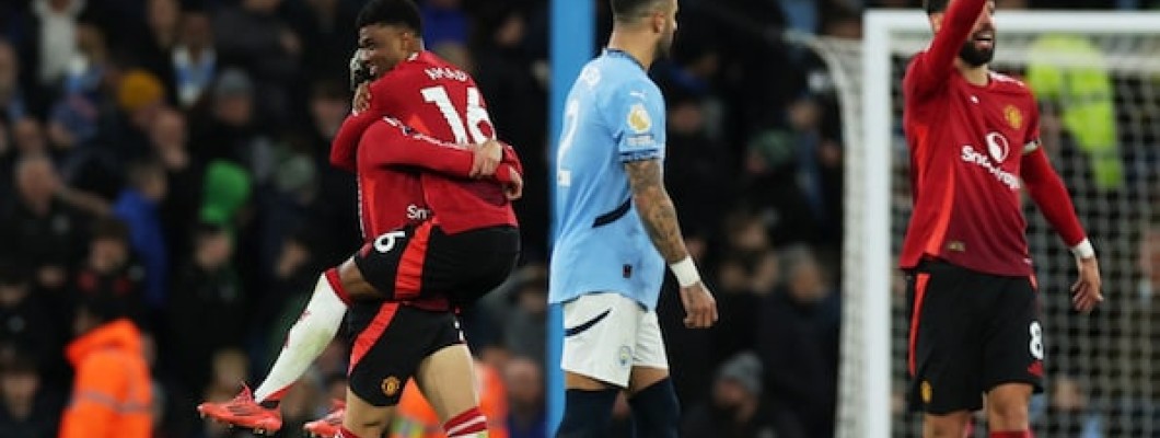 Pep Guardiola a été réconforté par le jeune joueur de Manchester United Amad Diallo Pep Guardiola a été réconforté par le jeune joueur de Manchester United Amad Diallo