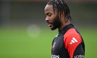 Raheem Sterling rejoint Arsenal mais n'est toujours pas valorisé