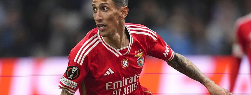 Ángel Di María prolonge son contrat avec Benfica pour une année supplémentaire Ángel Di María prolonge son contrat avec Benfica pour une année supplémentaire